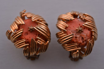 Gilt Retro Clip On Earrings With Coral