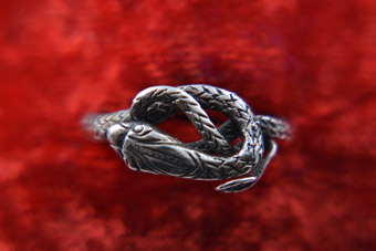 Silver Vintage Snake Ring With A Scale Pattern