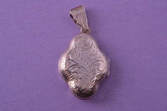 Silver Modern Opening Locket With Engraving