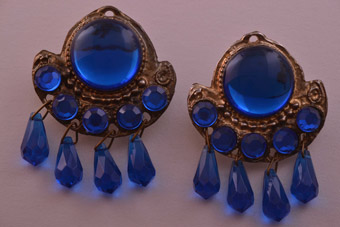 Enormous Gilt Vintage Clip On Earrings