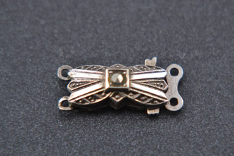 Silver 1940's Clasp With Marcasite