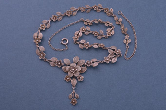 Silver Filigree Vintage Necklace 