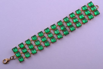 Gilt 1950's Bracelet With Green Paste