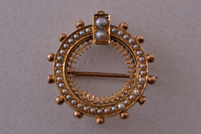 Gold Victorian Brooch / Pendant With Seed Pearls