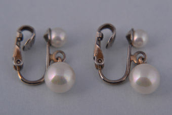1950's Clip On Earrings With Faux Pearls