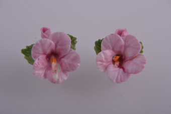 Porcelain 1950's Flower Screw On Earrings