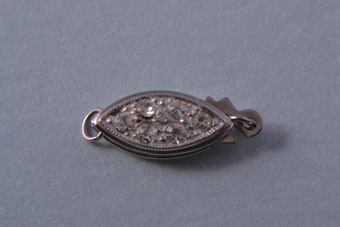 Silver Vintage Clasp With Paste