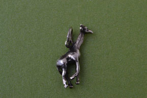 Silver Modern Giraffe Charm