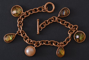 Modern Gilt Bracelet