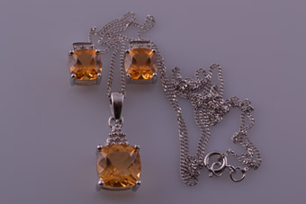 White Gold Modern Set With Citrines And Diamonds
