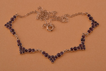 Silver Gilt Modern Classic Necklace With Garnets