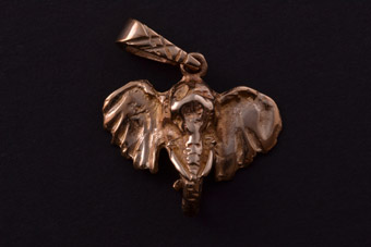 9ct Yellow Gold Modern Elephant Charm