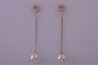 Silver Earrings With Pearls And Cubic Zirconia