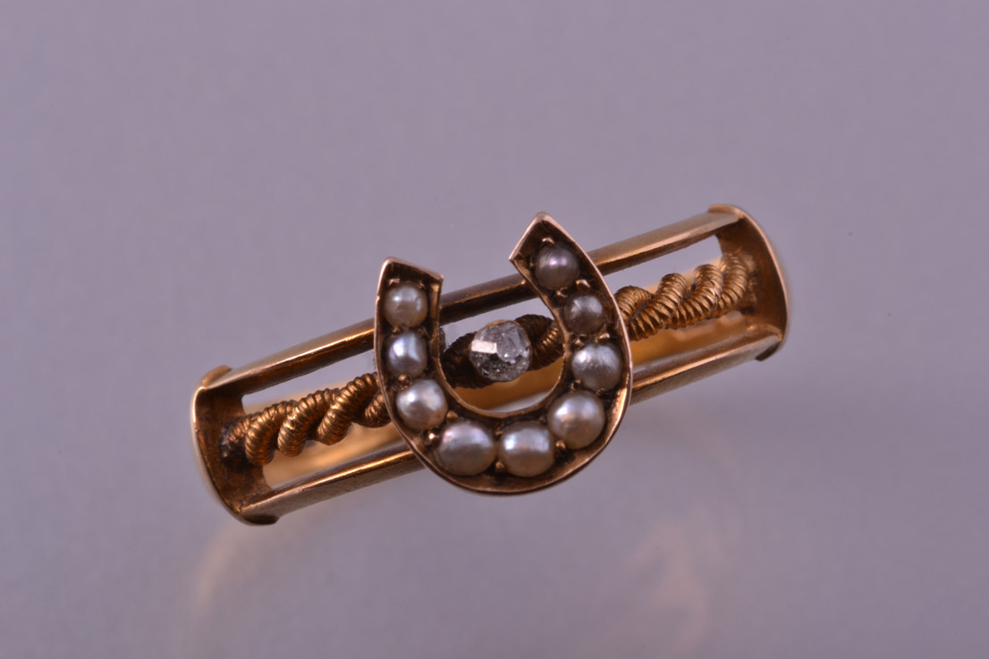 Gold Victorian Ring With Pearls And A Diamond