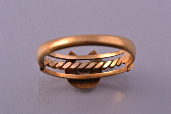 18ct Gold Victorian Ring