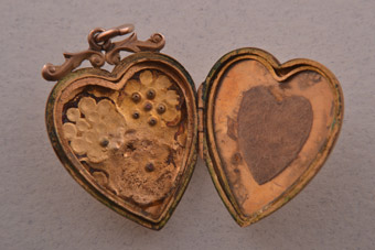 9ct Gold Victorian Locket