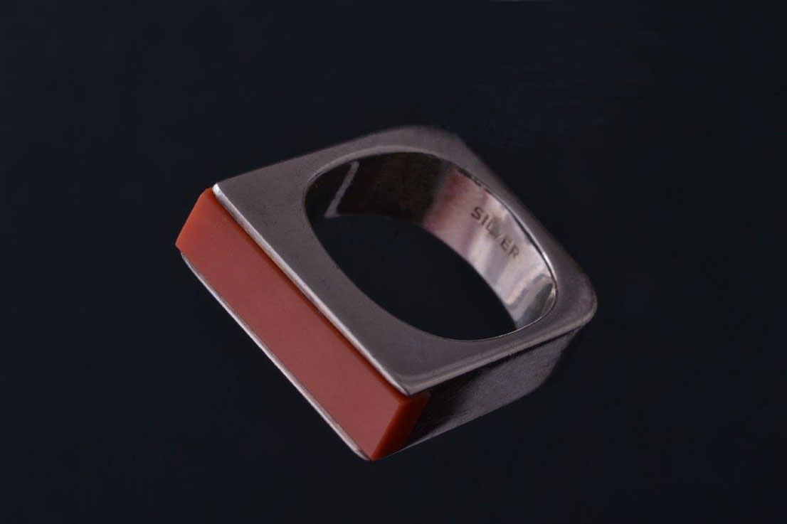 Silver Retro Ring With Coral