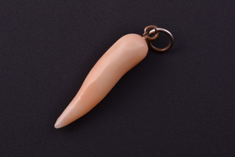 Coral Vintage Charm