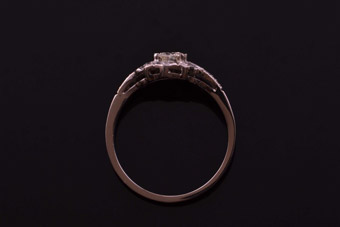 18ct Gold Modern Ring