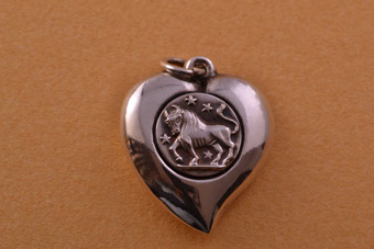 Silver Vintage Charm