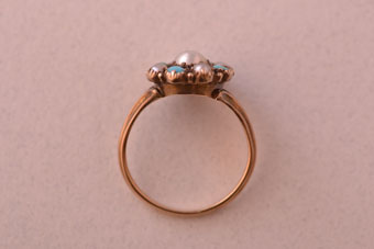 Gold Victorian Ring