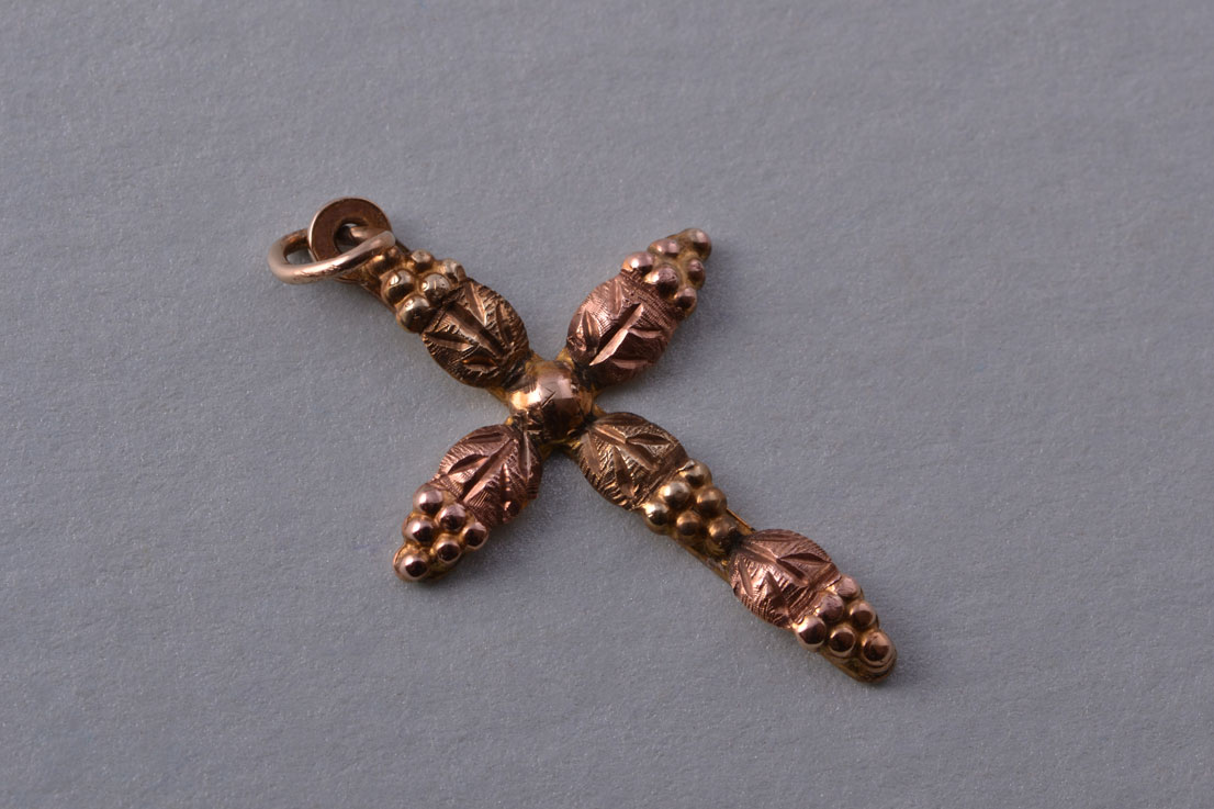 10ct Yellow And Rose Gold Vintage Cross