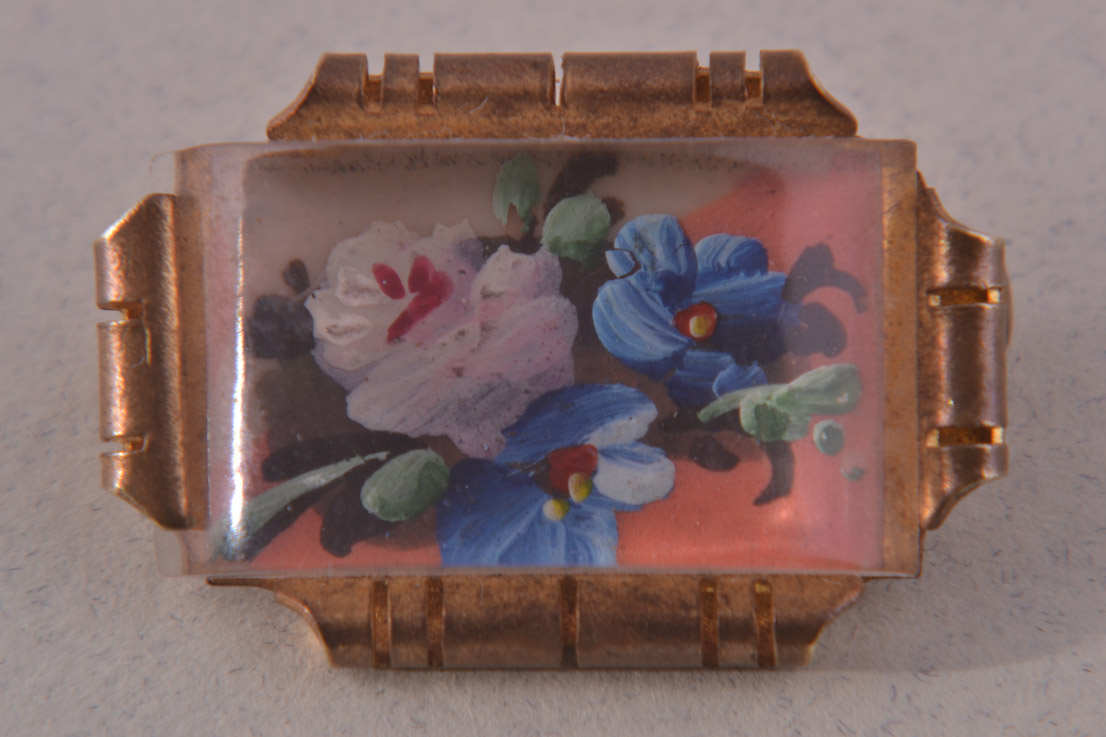 Lucite 1930's Brooch