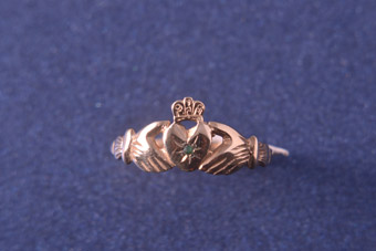9ct Gold Claddagh Ring
