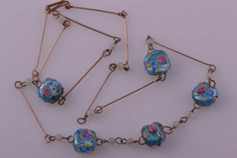 1930's Necklace With Glass Beads