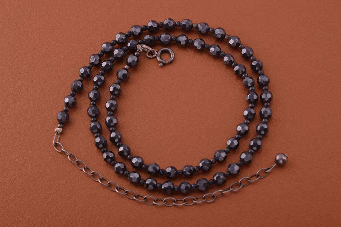 Modern Necklace With Silver And Haematite Beads 