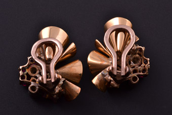 18ct Gold Retro Earrings