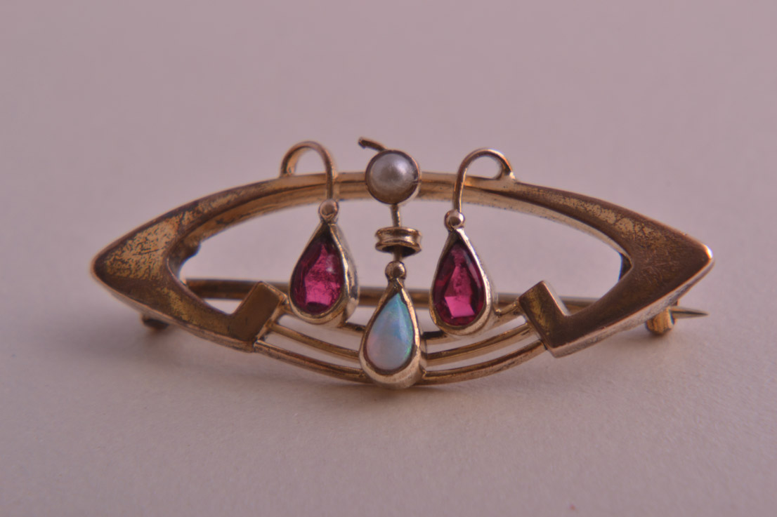 Art Nouveau Brooch With Opal And Pearl