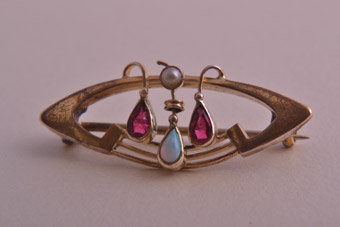 Art Nouveau Brooch