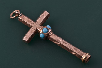 9ct Gold Victorian Cross