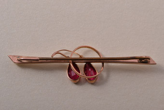 9ct Gold Edwardian Brooch