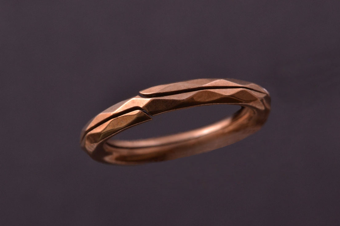 Antique Gold Split Ring 9ct 