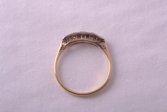 18ct Gold Vintage Ring