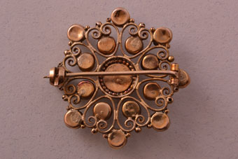 Gold Victorian Brooch