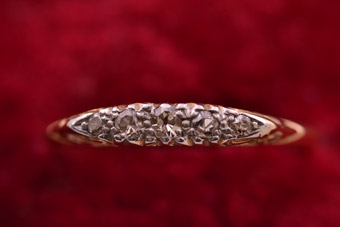 18ct Gold Victorian Ring