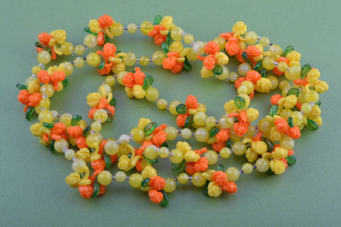 1950's Necklace With Citrus-Coloured Beads
