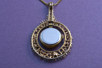 Gilt Retro Pendant/Watch