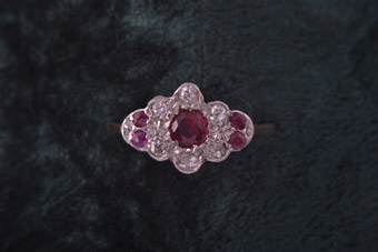18ct Gold Victorian Ring