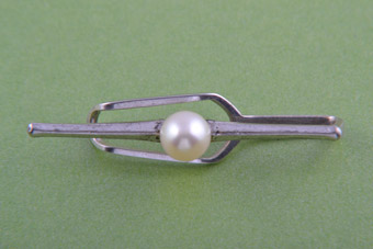 Tie Clip With A Pearl