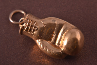 18ct Gold Boxing Charm