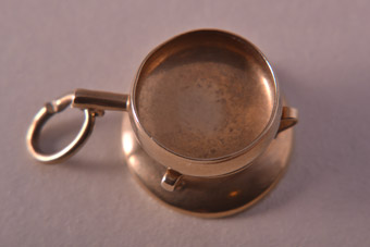 Gold Vintage Charm