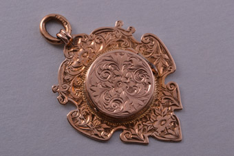 9ct Gold Pendant / Locket