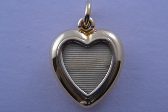 9ct Gold Heart Locket