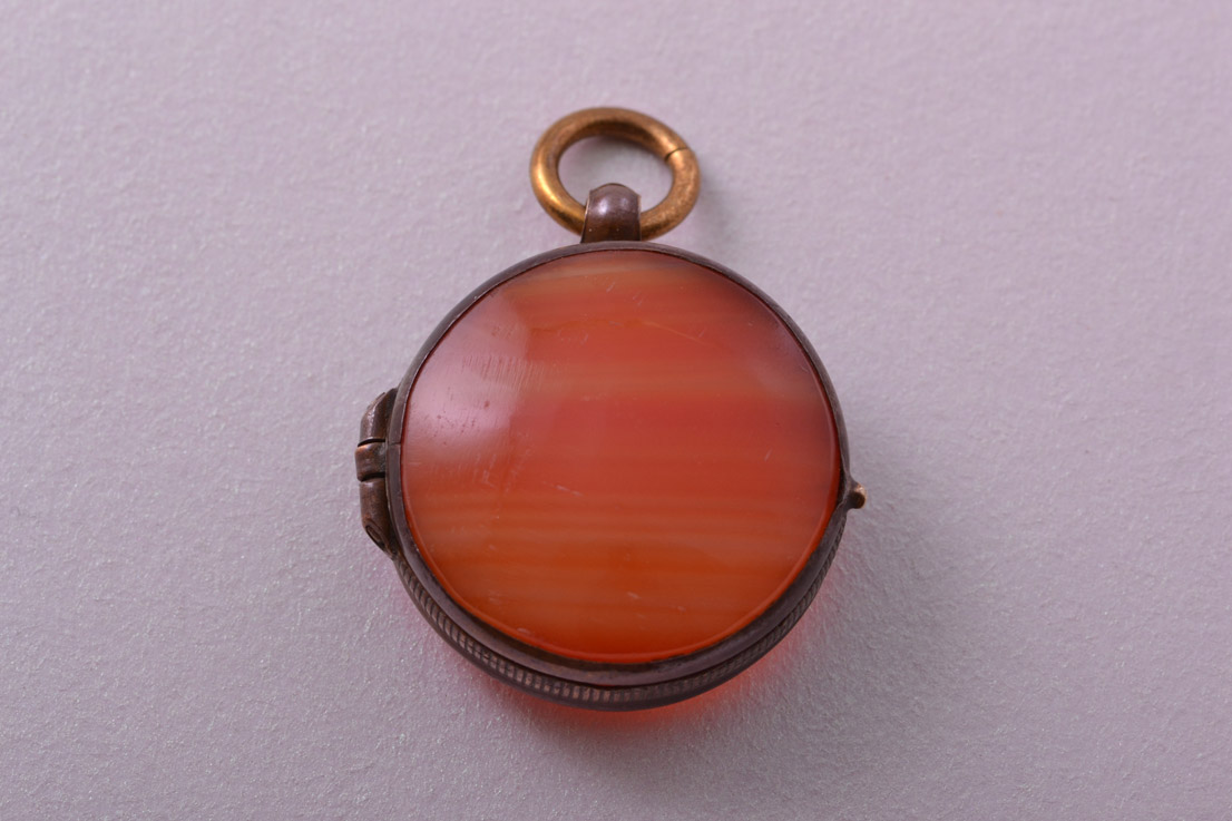 Victorian Locket With Agate From Scotland