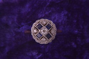 18ct Gold Vintage Ring 