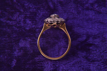 18ct Gold Vintage Ring 